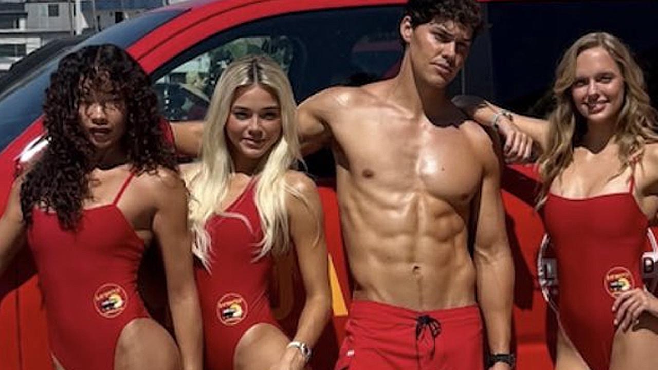 První fotka nové Pobřežní hlídky je tady. Je sexy a naváže na Hasselhoffa
