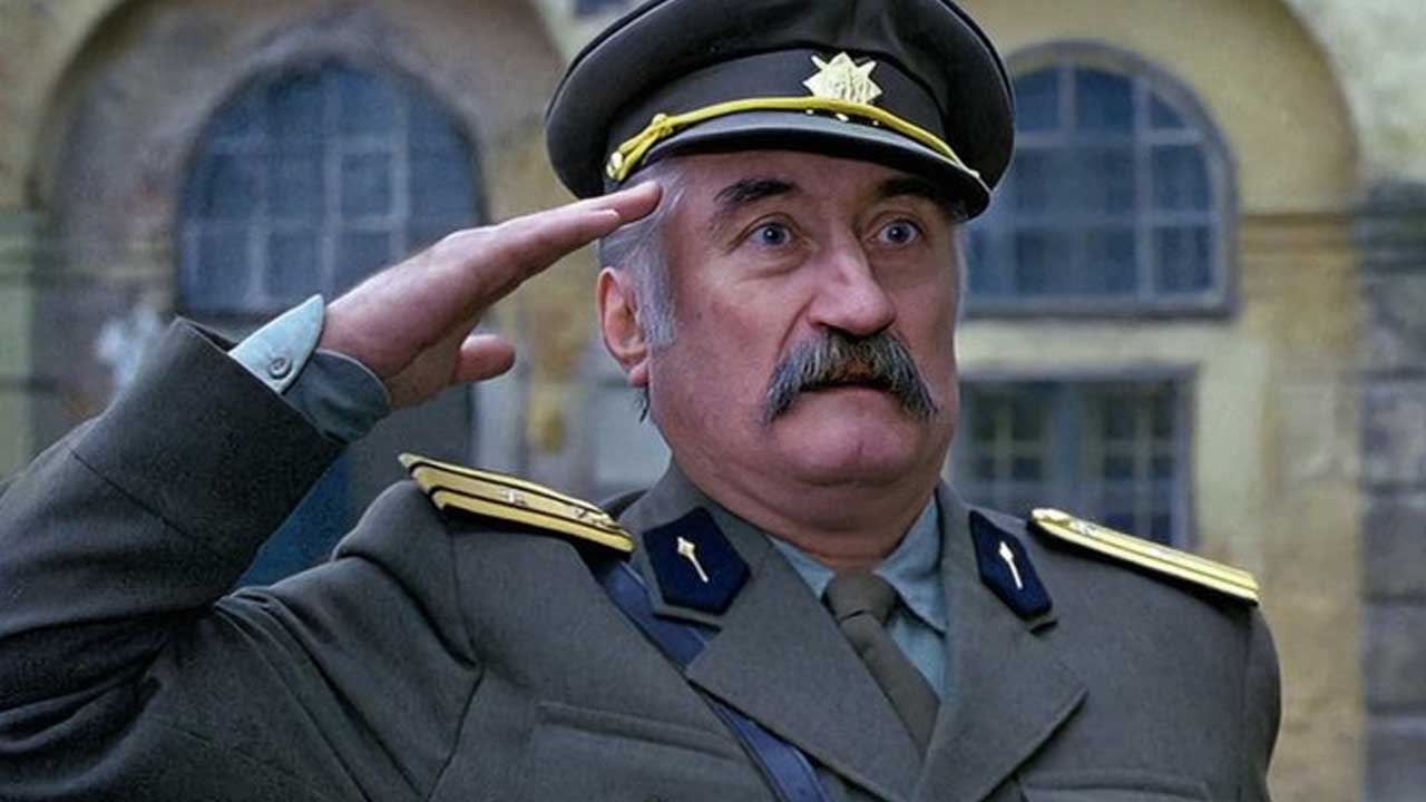 Znáte slavné hlášky z českých komedií a víte, kdo je řekl? Znáte slavné hlášky z českých komedií a víte, kdo je řekl?
