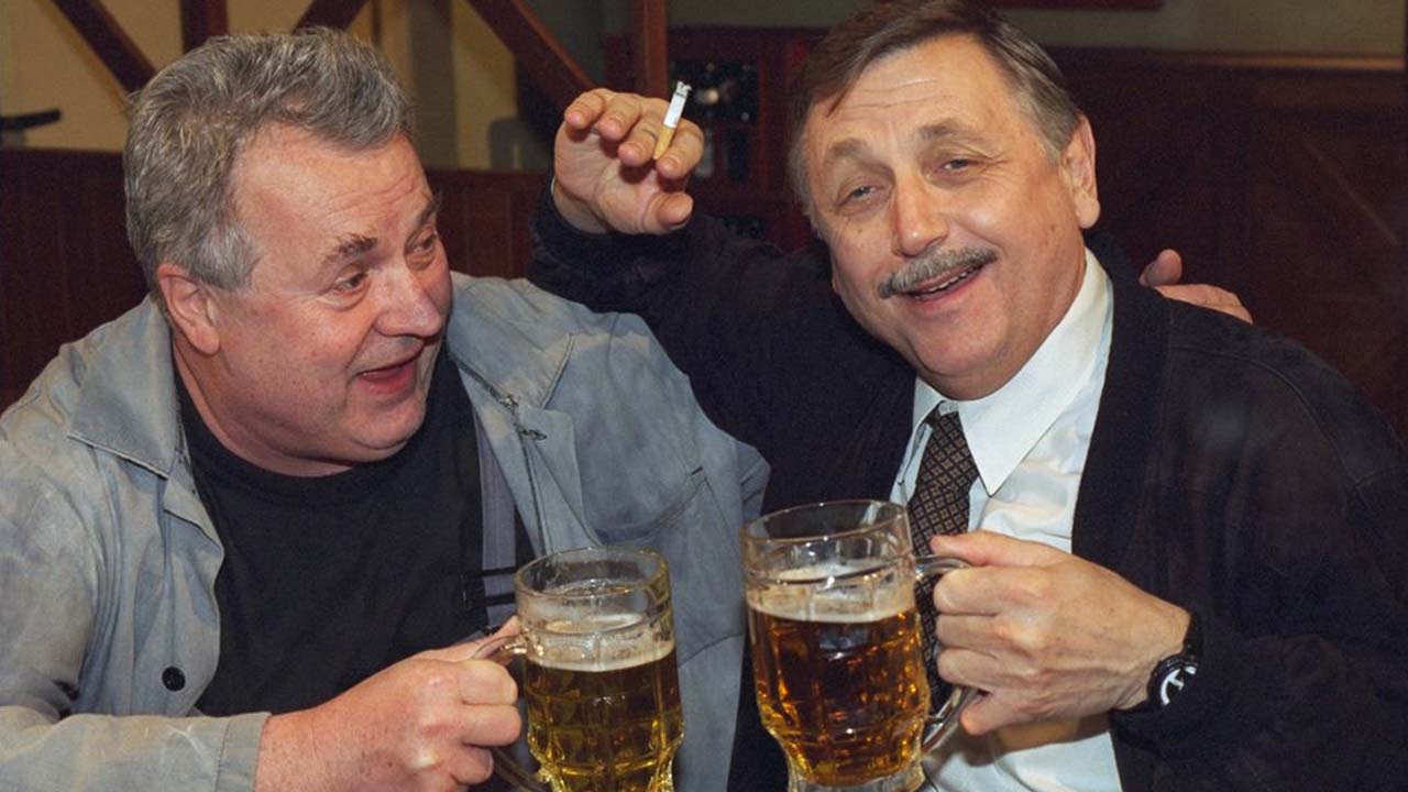 KVÍZ: Víte vše o Hospodě? Otestujte své znalosti legendární komedie