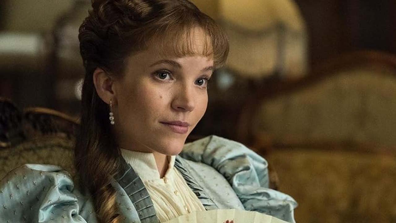 Daenerys Targaryen původně hrála jiná herečka. O roli přišla kvůli erotické scéně