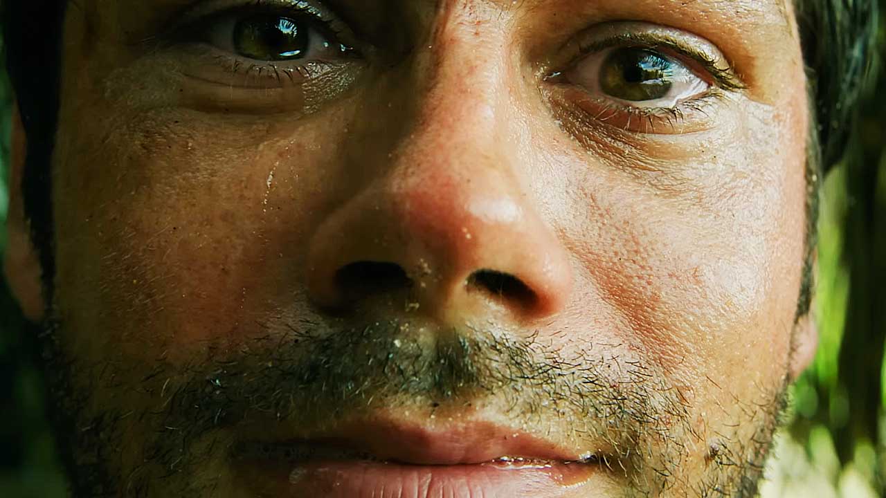 Nejzábavnější thriller roku je konečně online. Trvalo to 2 měsíce