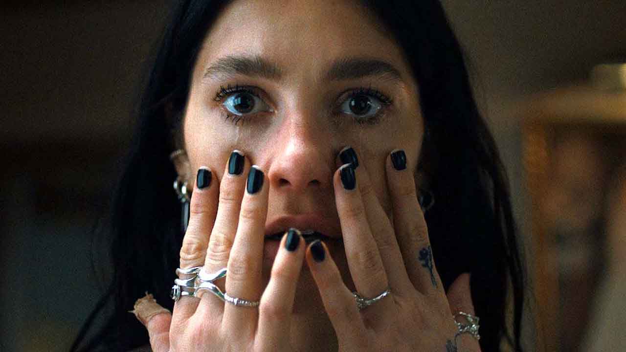 Na Netflixu se rodí nenápadný hit. Temná novinka od tvůrců Stranger Things a Sobíka