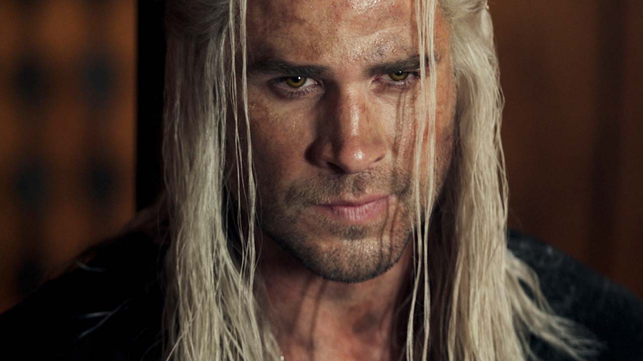 Největší propadáky roku na Netflixu: Smrt Zaklínače, vyhořelý Schwarzenegger i pád špiónů