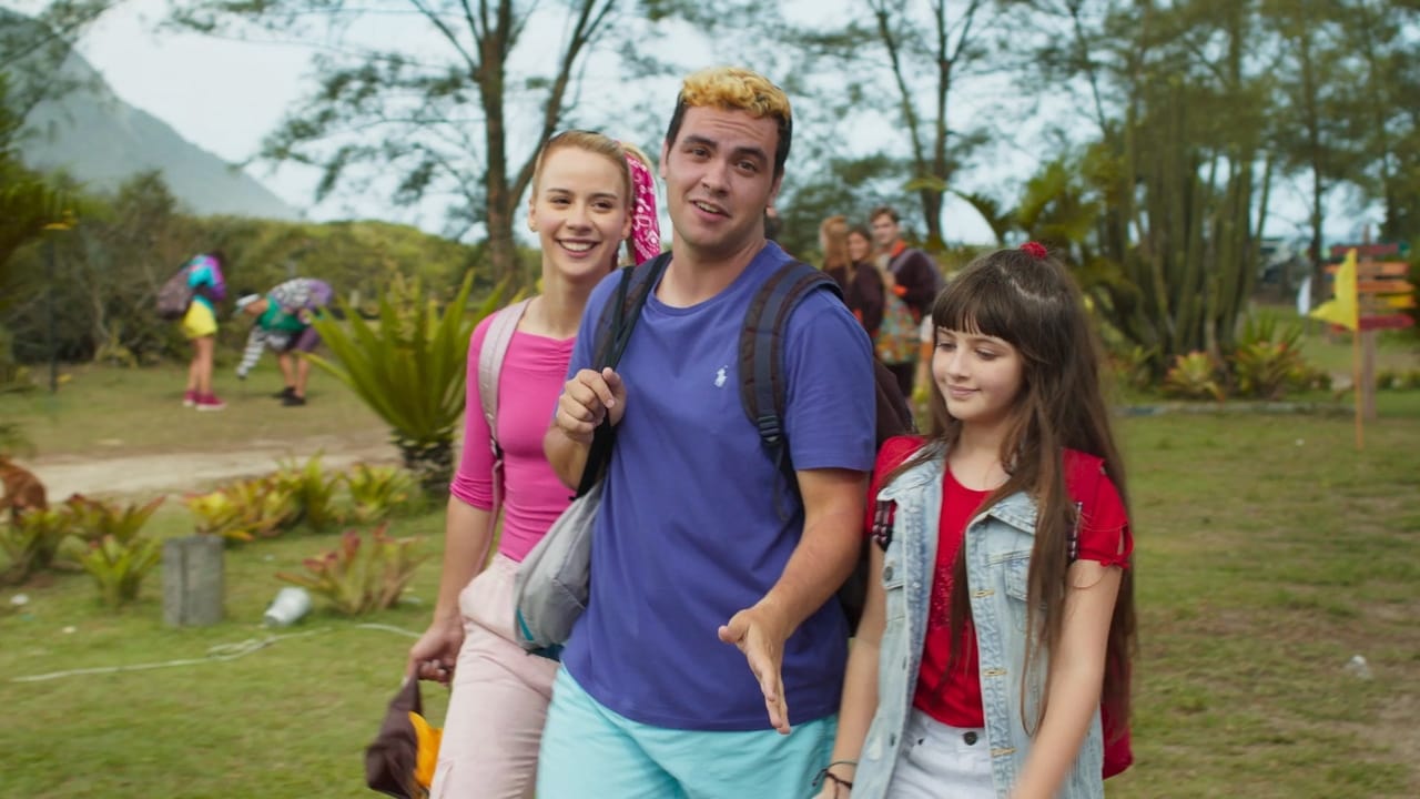 Luccas Neto in: Summer Camp 2