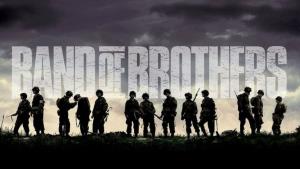 Bratrstvo neohrožených dostane další díly, seriál od HBO přebírá Apple