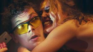 Českým seriálům vládnou drogy. Očekávaná feťácká novinka má provokativní trailer