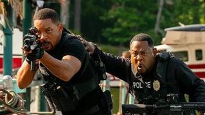 Mizerové 4 ve velkolepém akčním traileru. Kulky létají, helikoptéry padají