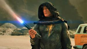 Superman se jde zahrabat! The Rock v traileru Black Adama fackuje stíhačky