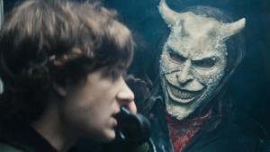 Sériový vrah dětí je zpět v mrazivém traileru, který vám pocuchá nervy