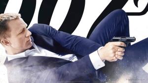 Není čas na prodej? Amazon nabízí za Bonda a MGM nekřesťanské peníze