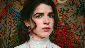 Nový český historický seriál odhalen v prvním traileru. Do televize půjde Dcera národa se zpožděním