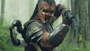 Strhujicí sci-fi akčňák, který musíte vidět. Nový Predátor má 90% hodnocení