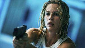 Za únos syna jim v traileru zláme ruce. Nový thriller Netflixu baví zběsilou akcí