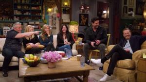 Nebrečím, vy brečíte. První skutečné záběry ze speciálu Přátel jsou tady!