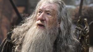 Gandalf se vrací do Středozemě v novém filmu. Jeho představitele trápí zdravotní problémy