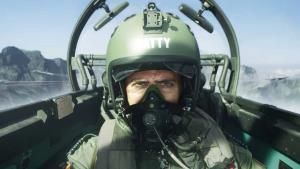 Zapomeňte na Toma Cruise! Trailer indického Top Gunu vás odpálí ze sedačky