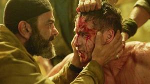 Nový válečný akčňák láká na drsnou akci. Trailer ukazuje tuhý boj o přežití i charisma nového Zaklínače