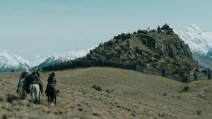 Skotsko kvůli brexitu padá, seriálový Pán prstenů míří zpět na Nový Zéland