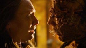 Druhý díl The Last of Us měl začít děsivou smrtí. Tvůrci odhalili krutou minulost Tess