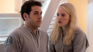 Dnes uvedený nový seriál Maniac láká na Netflixu na hvězdná jména