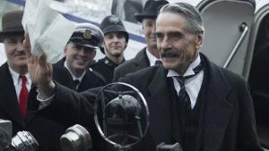 Mnichovská dohoda míří na Netflix v novém traileru na špionážní thriller