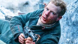 Nejlepší válečné filmy právě teď na Netflixu. Peklo Stalingradu, Den D i útěk z tábora smrti