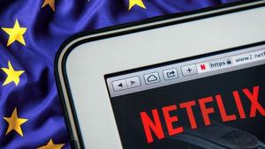 EU chce po Amazonu či Netflixu více evropských filmů, kolik to bude práce?