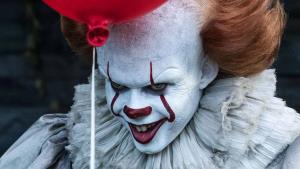 Takhle se zrodil klaun Pennywise. Podívejte se na fantastický herecký test Billa Skarsgarda