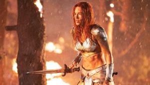 Nová Rudá Sonja není katastrofa. Krvavá fantasy sbírá překvapivé recenze