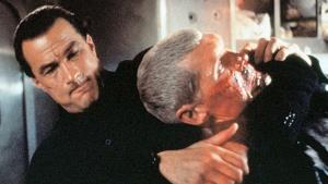 Překvapení! Legendární akční nářezy Stevena Seagala jsou konečně na HBO