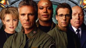 Paranoidní tvůrci Hvězdné brány donutili herce k vousům. Báli se zmatených diváků