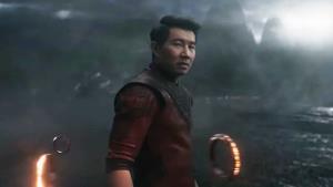 Shang-Chi konečně na solar! Nový Avenger řádí v plnotučném traileru