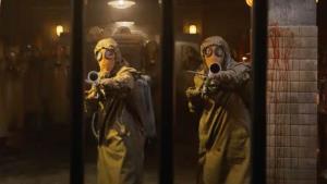 Nové monstrózní sci-fi míří na Netflix. Trailer ukazuje děsivé experimenty i příšeru