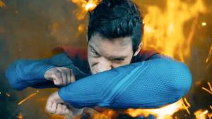 Nový trailer Supermana je tady! Ukazuje válečnou vřavu, nové hrdiny a lavinu emocí