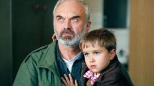 KVÍZ: Poznáte filmy Zdeňka Svěráka jen podle jediné Svěrákovy fotky? Otestujte se