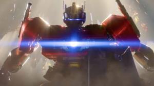 Válka Transformerů začíná ve skvělém traileru. Tvůrci dělají všechno správně