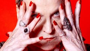 Česká komedie roku vstoupila do kin. Démonická tchyně ničí bránici i dojímá