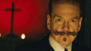 Hororové překvapení roku je i skvělou detektivkou. Recenze nešetří chválou