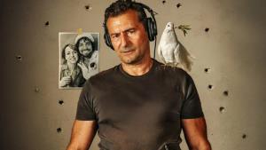 Známe nové nejsledovanější české filmy na Netflixu. Boduje divná sebevražda, podvodník Vetchý i Řezník