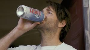 Nejsprostší film roku se řítí do kin. Český trailer je naprosto geniální