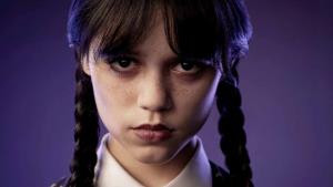 Addamsova rodina je zpátky! Netflix ukázal první trailer seriálu Tima Burtona