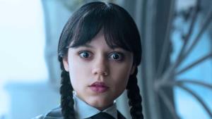 Konec Wednesday, moderní válka, nejúspěšnější film roku a další novinky (nejen) na Netflixu