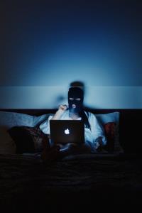 Virtuální přítelkyně plakát