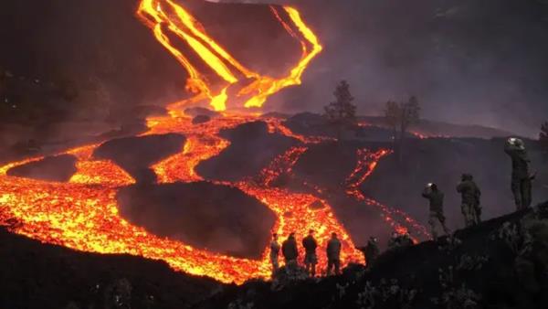 La Palma: Láva a život