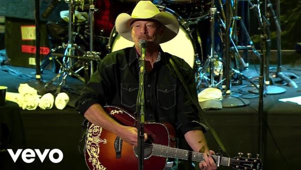 Alan Jackson: Keepin' It Country