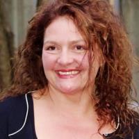 Aida Turturro