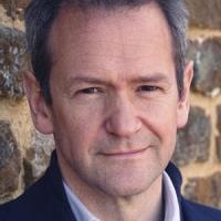Alexander Armstrong