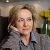 Amanda Burton