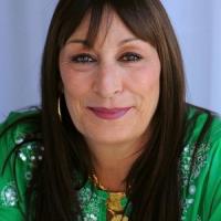 Anjelica Huston
