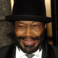 Anthony Chisholm